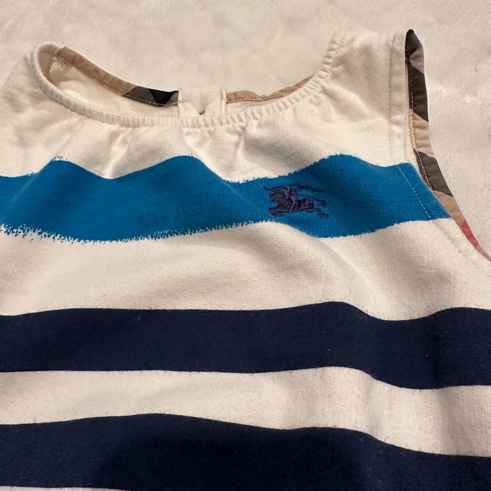 Burberry dress size 6